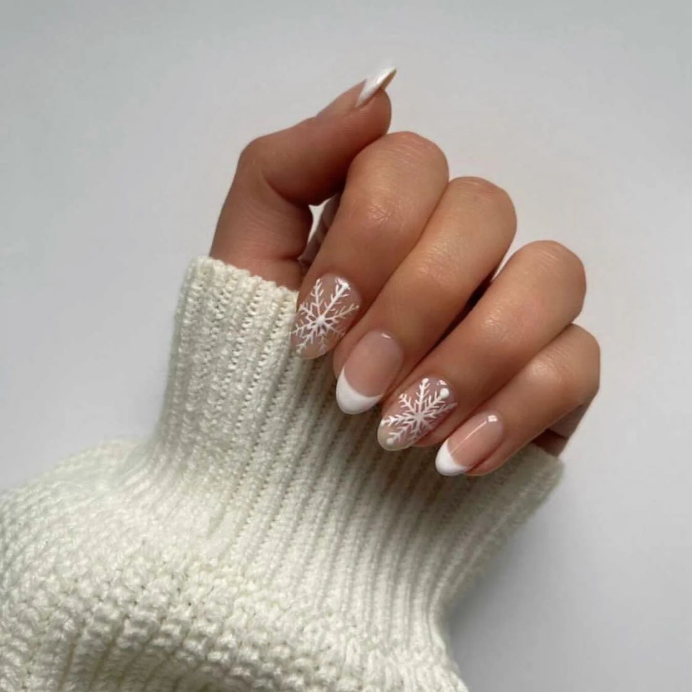 Delicate White Snowflakes On Nude Delicate White Snowflakes On Nude β Christmas Nail Art 2026