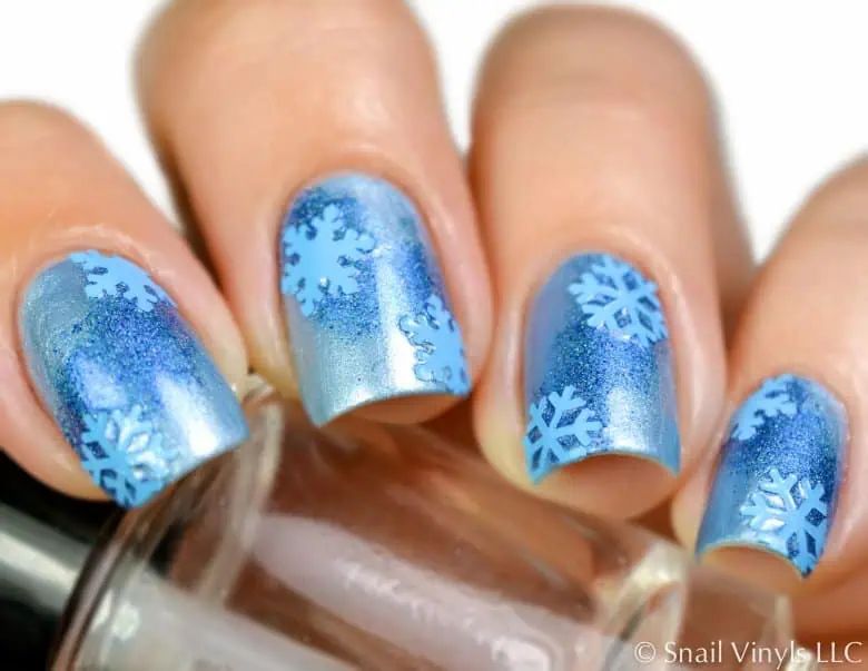 Winter Wonderland Blue Gradient Snowflake Nails — Christmas Square Nails 2026